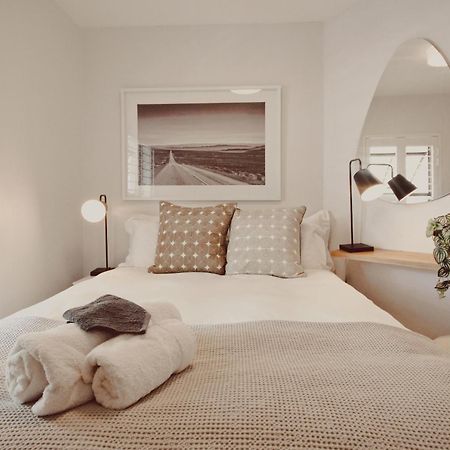 Luxury On Dorp Apartment สเตลเลนบอช ภายนอก รูปภาพ